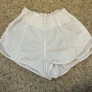 Lululemon white size 4 hotty hot high rise shorts!